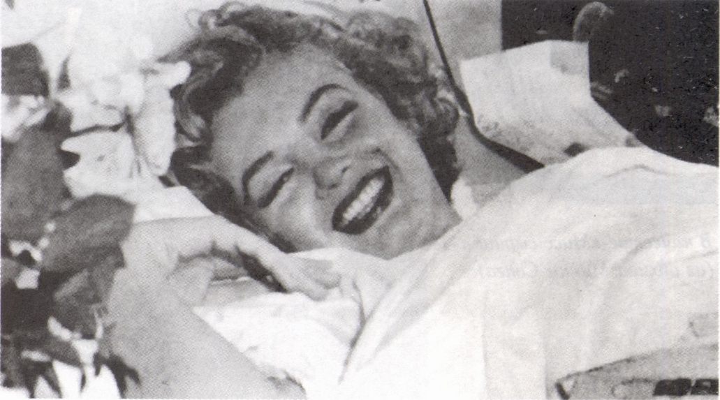 После операции по удалению аппендикса (1952 год)