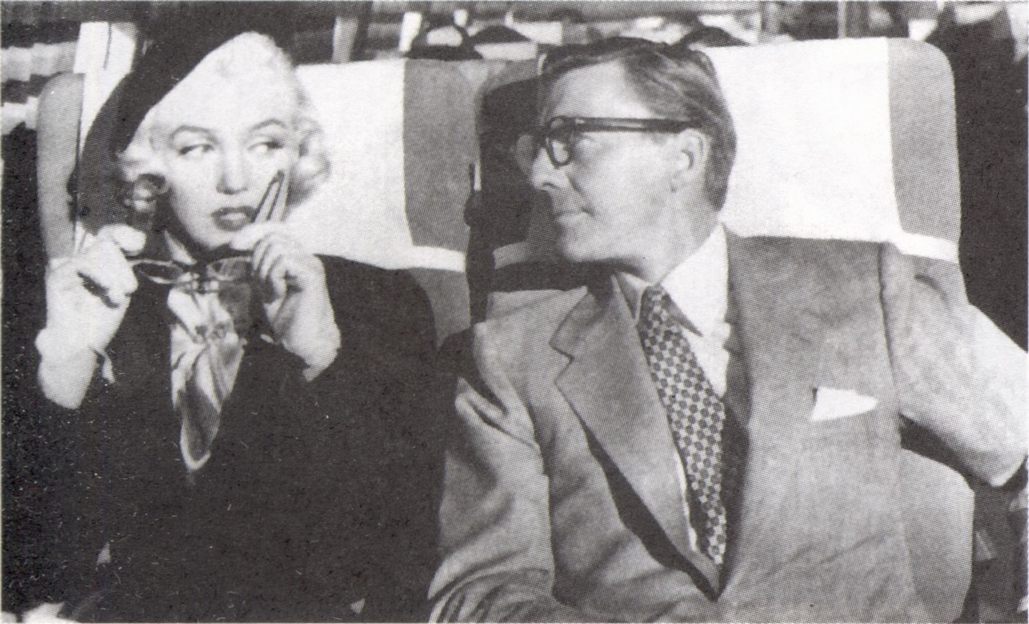 Вместе с Дэвидом Уэйном в роли близорукой Полы из кинокартины «Как выйти замуж за миллионера» (1953 год)
